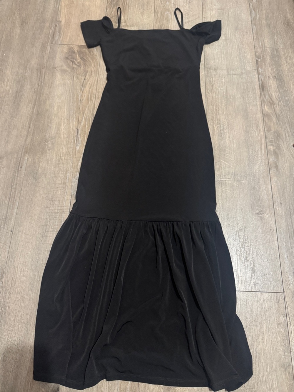 BCBGeneration Black Off-Shoulder Midi Dress with Ruffle Hem